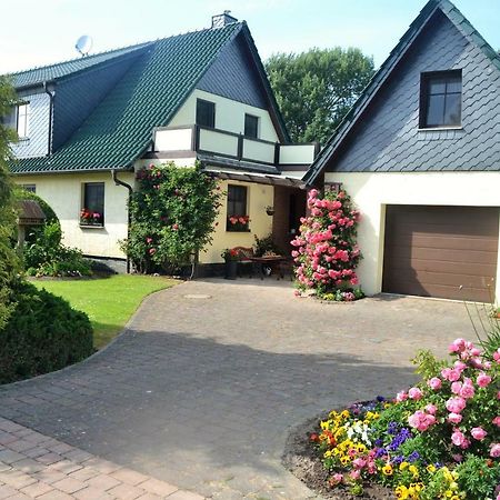 Ferienwohnung 1 Bei Familie Saupe Schaprode Bagian luar foto